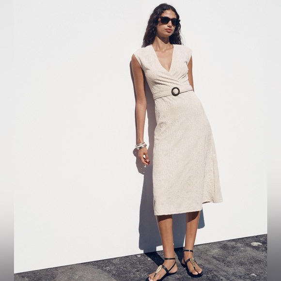 ☀️ ZARA Textured Floral Rustic Midi Dress with Belt in Ecru Beige Small S - Picture 2 of 16